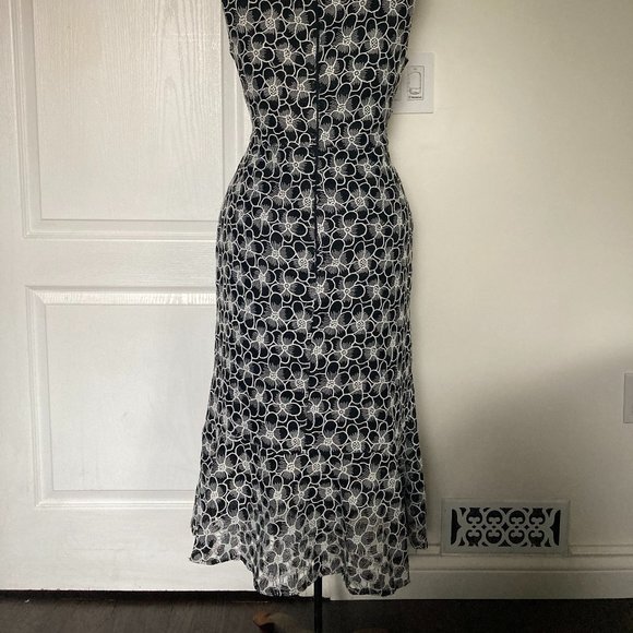 Flowing Black and White Floral Tea Dress, Warehouse - Picture 7 of 10